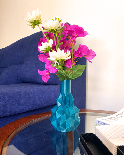 POLY Vase
